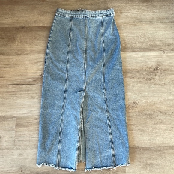 Stitch and Feather Pocket Detail Midi Skirt Medium Denim sz M - Picture 8 of 15